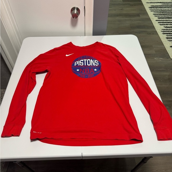 Nike Red Dri-FIT Tee - Picture 1 of 9